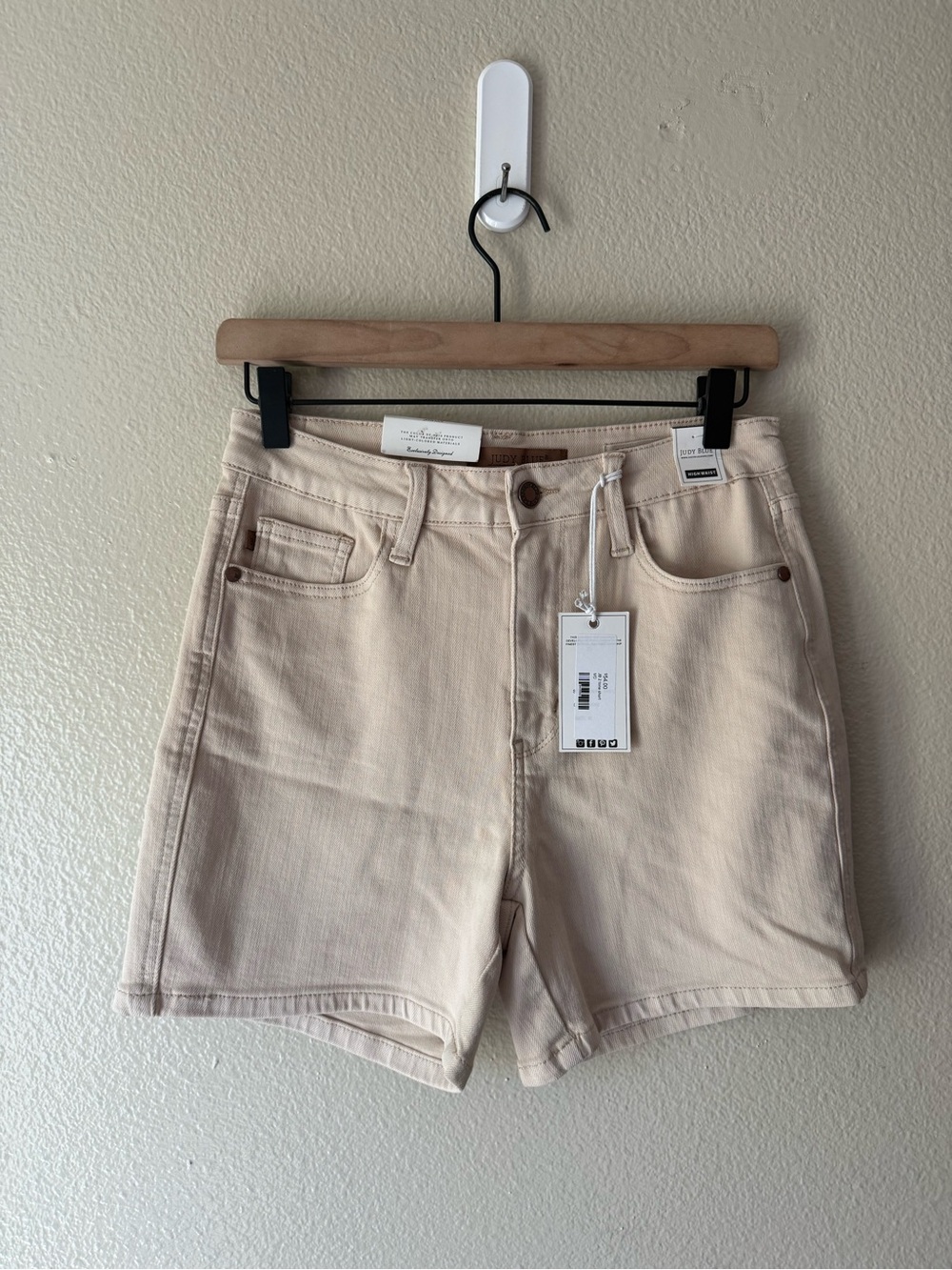 Judy Blue Cream High-Rise Denim Shorts